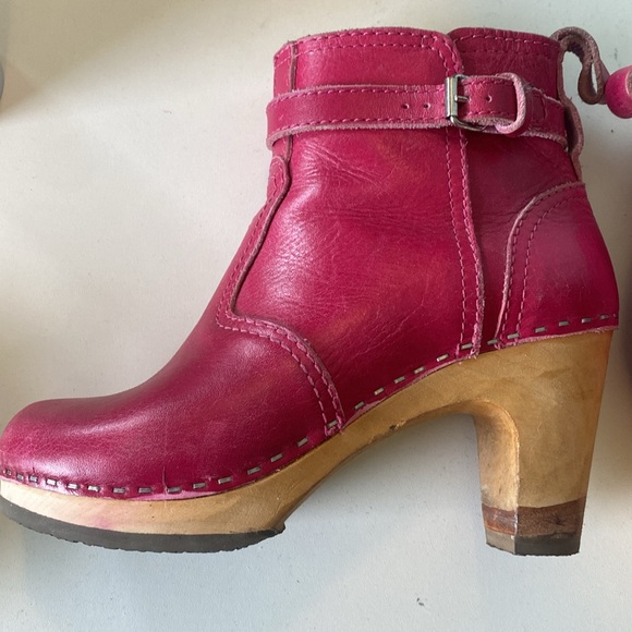 Sky high hot pink Swedish has been boots - Picture 4 of 9